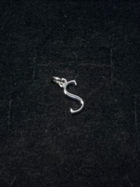 New Hillberg & Berk 925 Sterling Silver Initial 'S' Pendant Charm